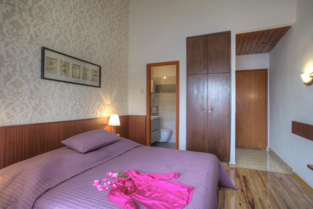 Gina Bed & Breakfast ティスノ エクステリア 写真